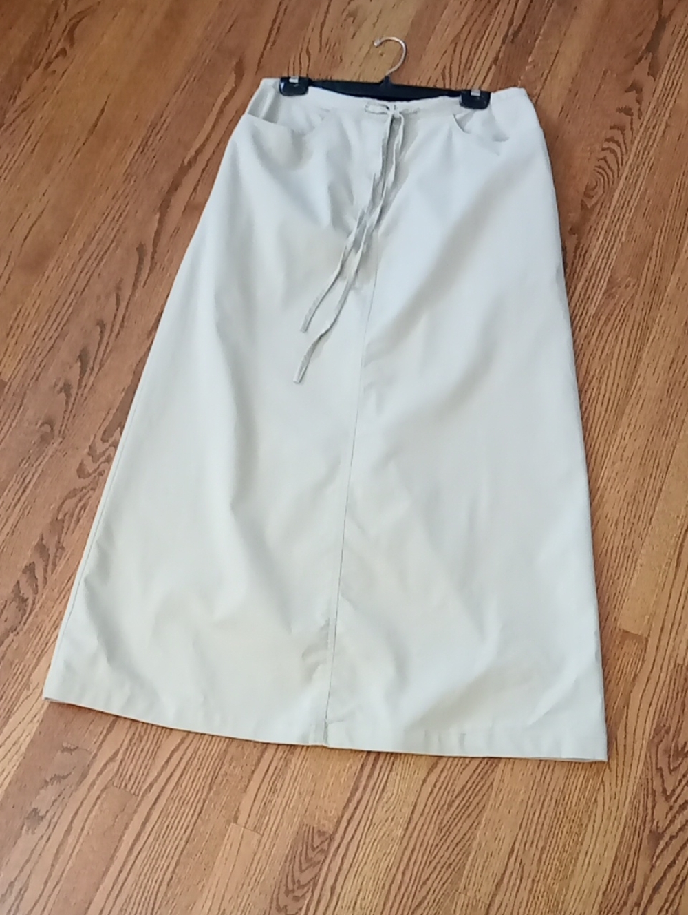 Tilley vintage skirt size 12 W 16" L 38"